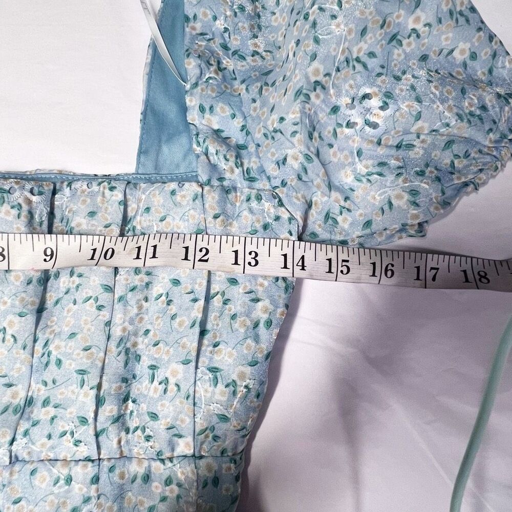 Lulus Dainty Effect Blue Floral Embroidered Pleated Puff Sleeve Top Size XS NWT - Picture 8 of 11